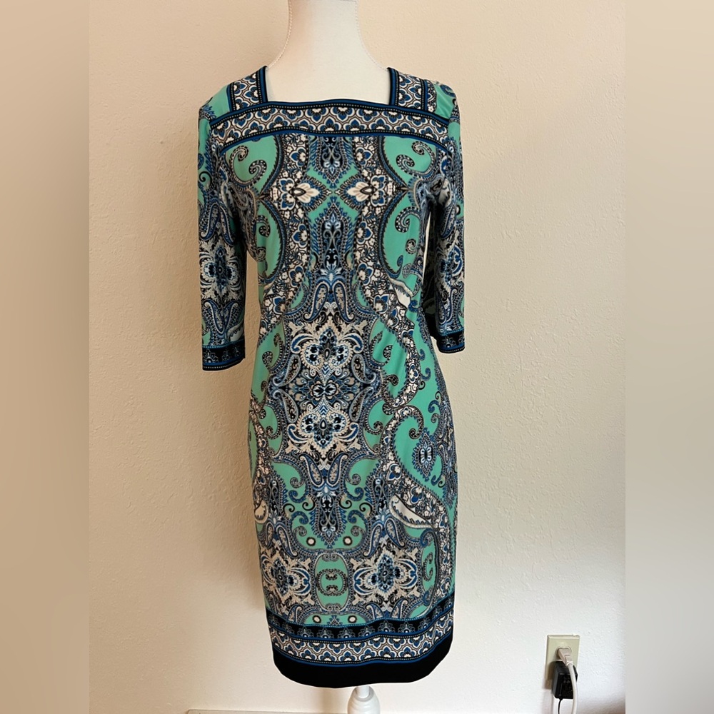 Women’s Dress - Small